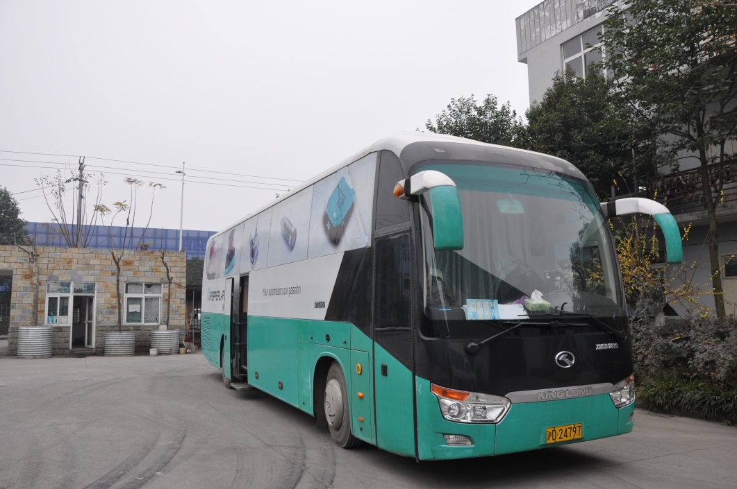 倍加福携多款传感器探访球友会·体育公司-1.jpg