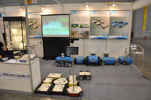 球友会·体育参展2014西部制博会-2.jpg